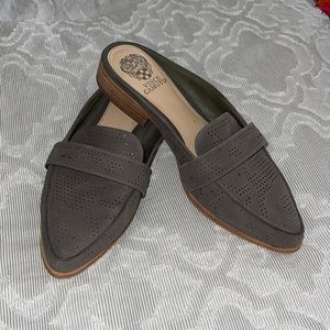 Vince Camputo Flats